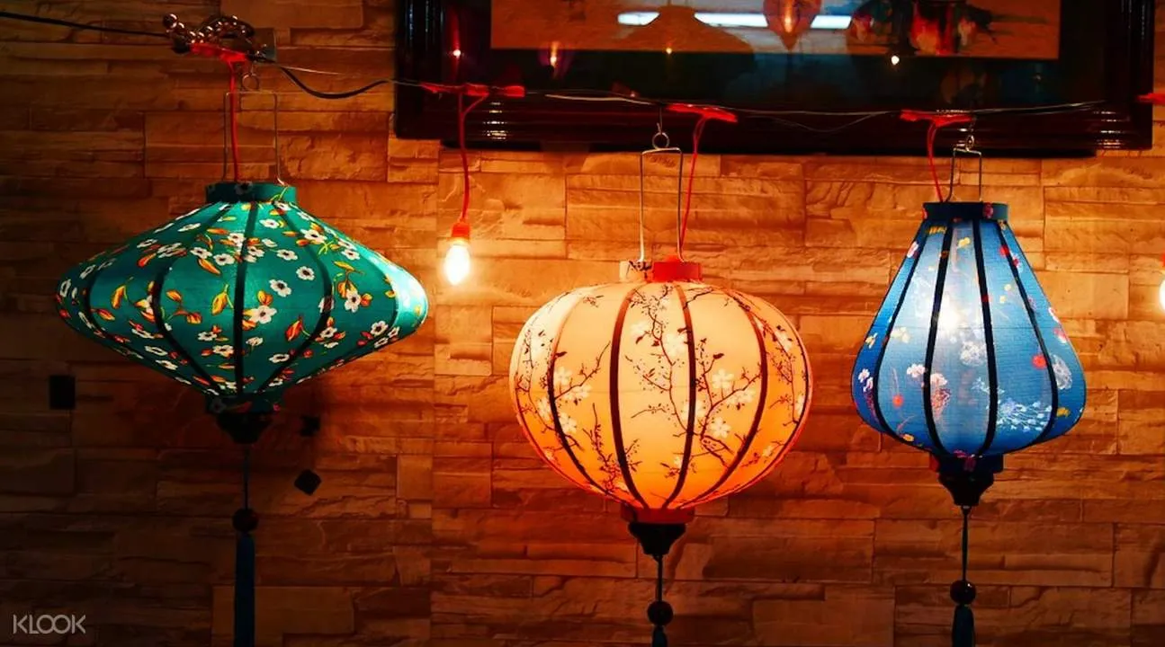 Lớp Học Làm Đèn Lồng Hội An 1